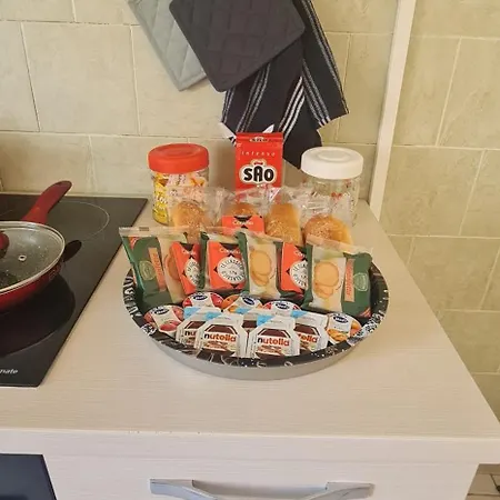 Vicino Metro C 公寓 *