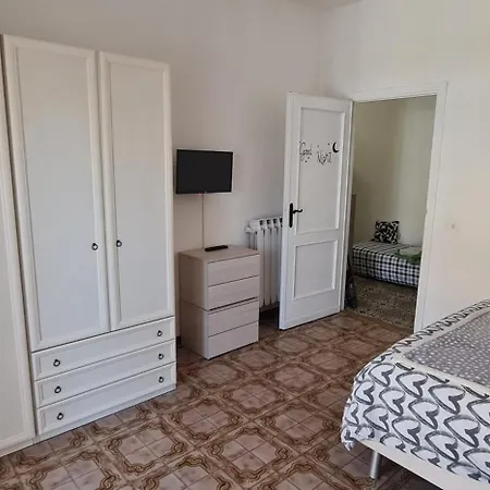 公寓 Vicino Metro C *